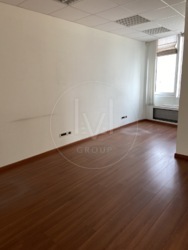 ������ �������� ��������� 202,1 ��.�. �-� �. �������� 33� �� ������ ����� ������������� ����� ���� 10