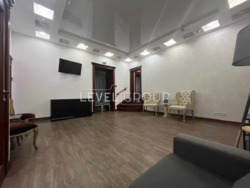 ������ ��������� ��������� 140 �., ������� ����, �������������� 13/42 ���� 2