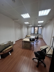 ������ �������� ��������� 71,9 ��.�. �-� �. �������� 33� �� ������ ����� ������������� ����� ���� 1