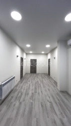 Оренда Приміщення Окремий Вхїд 3 кабінети фото 3 Оренда Приміщення Окремий Вхїд 3 кабінети фото 3